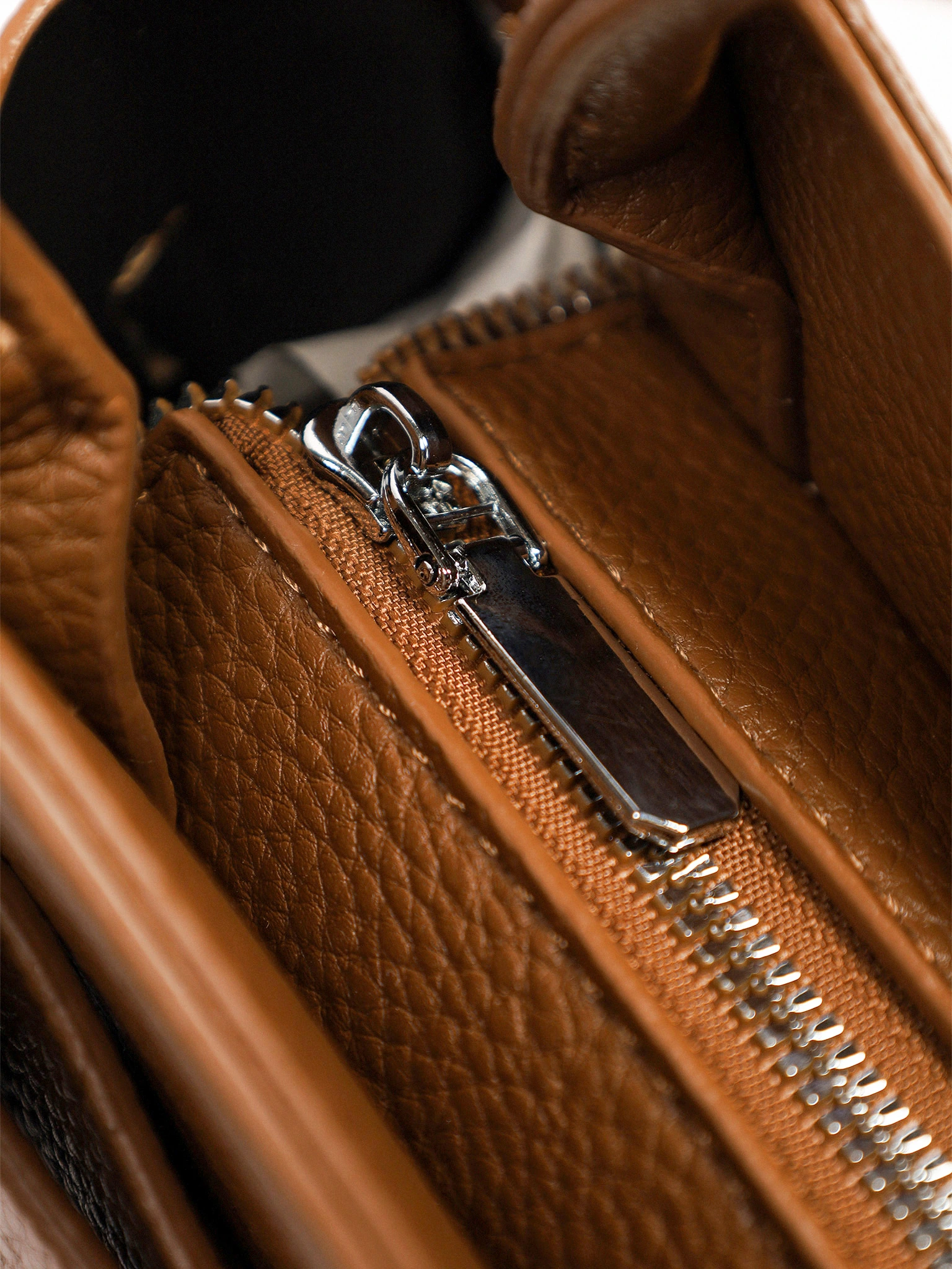 Сумка-тоут с бантом в ассортименте